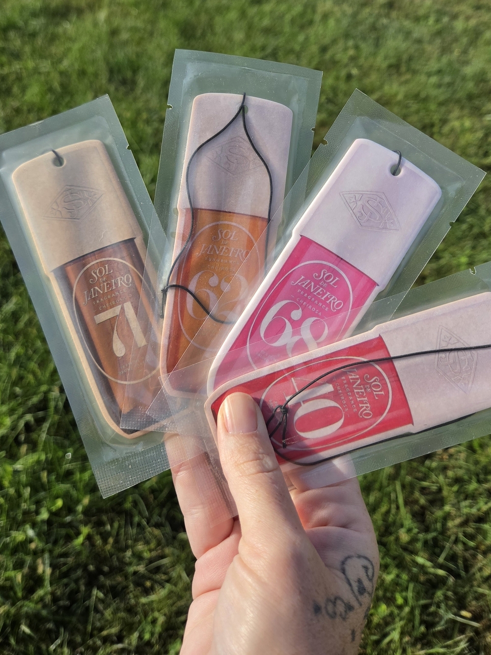 Sol de Janeiro Pink & Brown Scented Car Fragrance Cards - Pack of 4